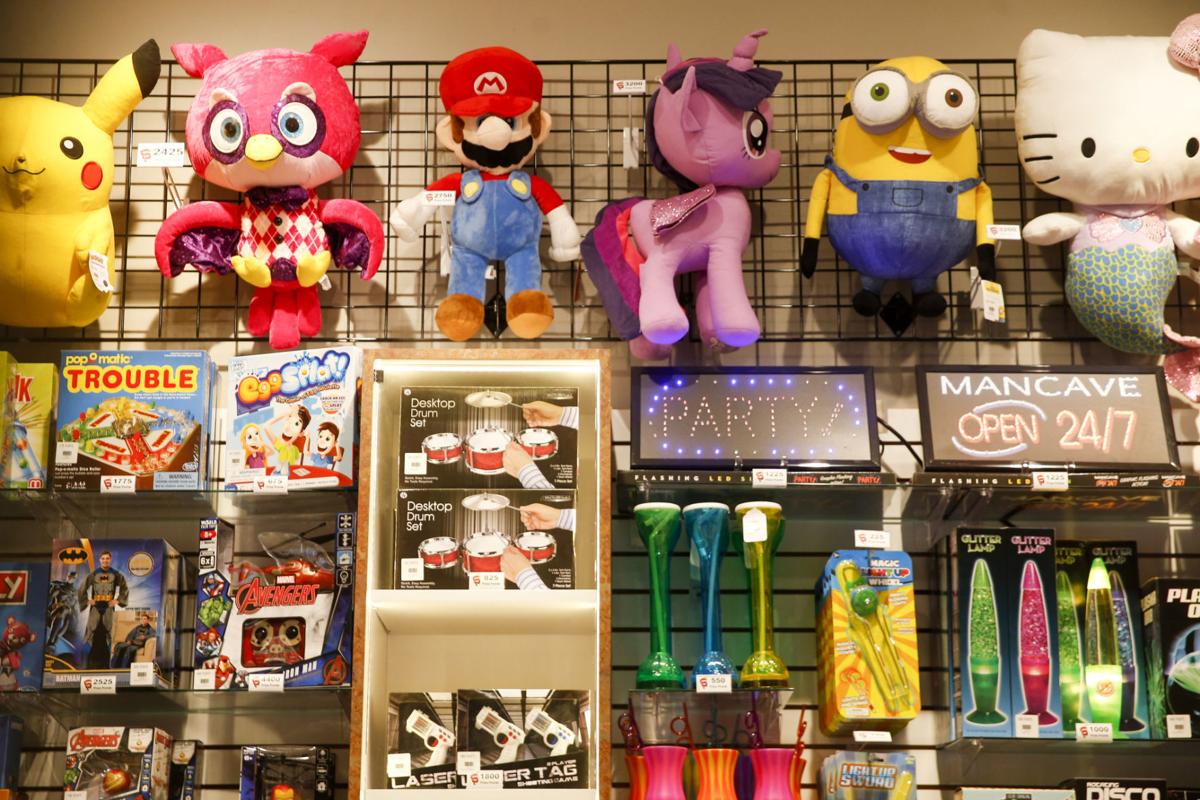 Movies, bowling, games, escape rooms Cinergy Tulsa is the future of