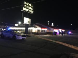 One arrested after restaurant employee shot in leg during robbery attempt