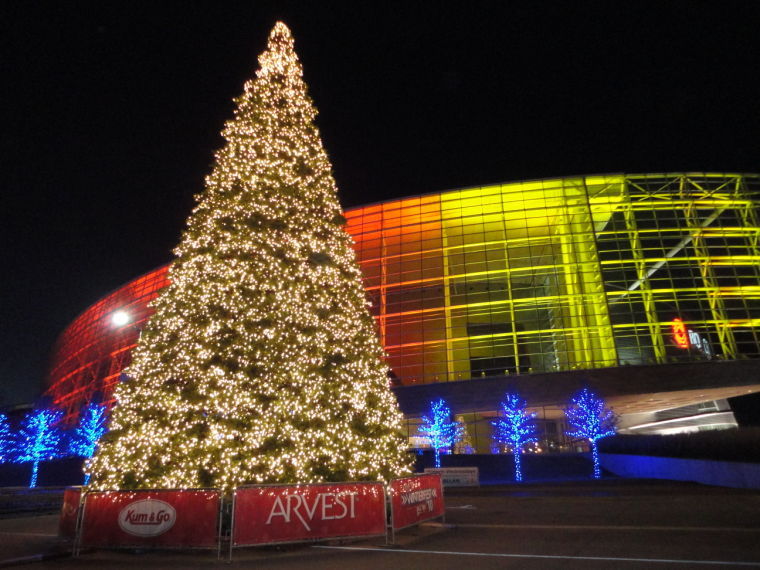 Arvest Tulsa Winterfest 2022 Christmas Tree Arvest Winterfest Extends Run Into January | Archive | Tulsaworld.com