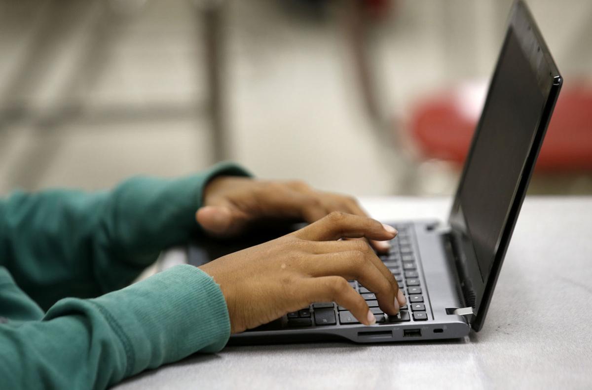 computer (copy) (copy)