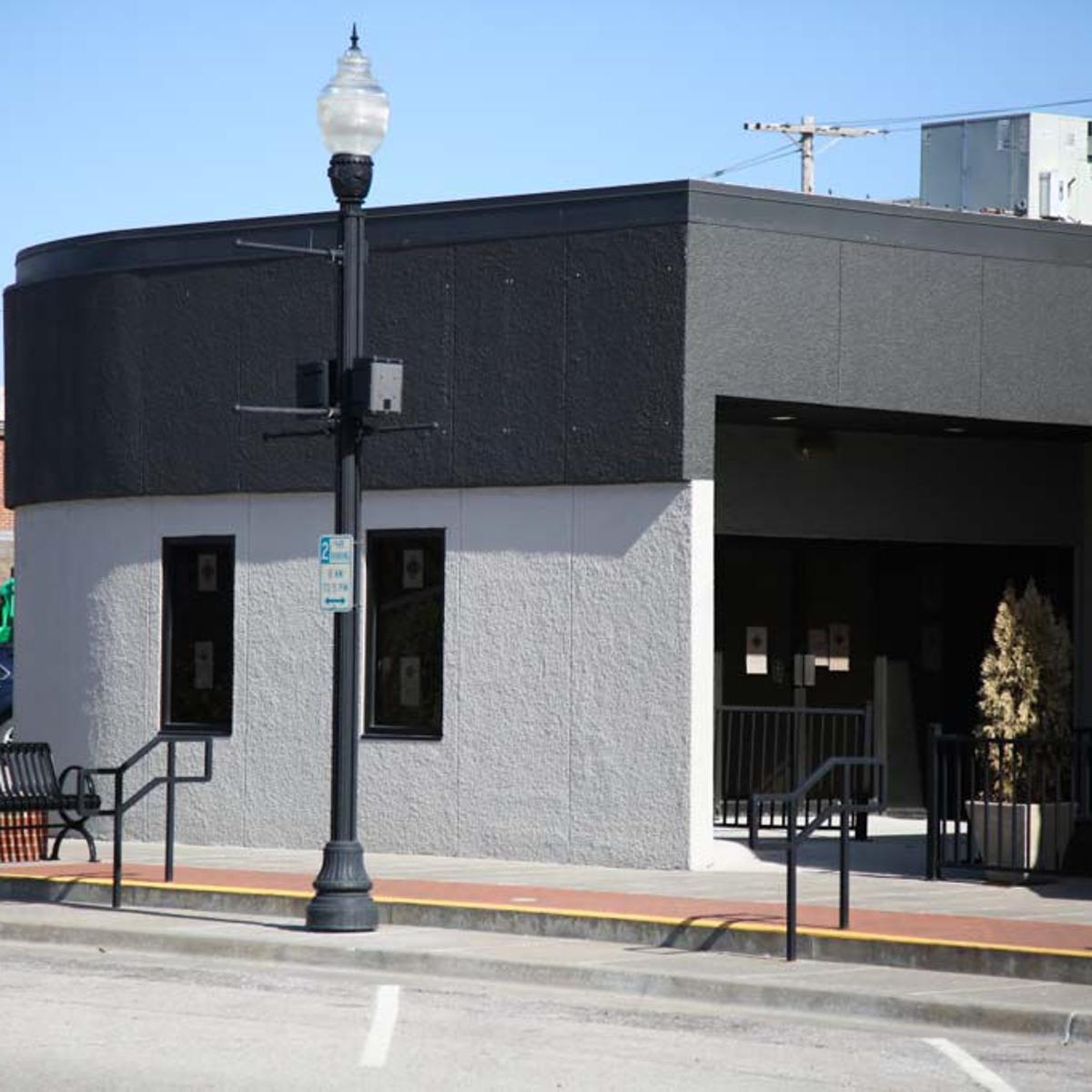 Tulsa County Court Clerk Opens Satellite Office In Broken Arrow Natural Fit For A Wedding District Local News Tulsaworld Com Tulsa Courthouse Holiday Schedule 2022