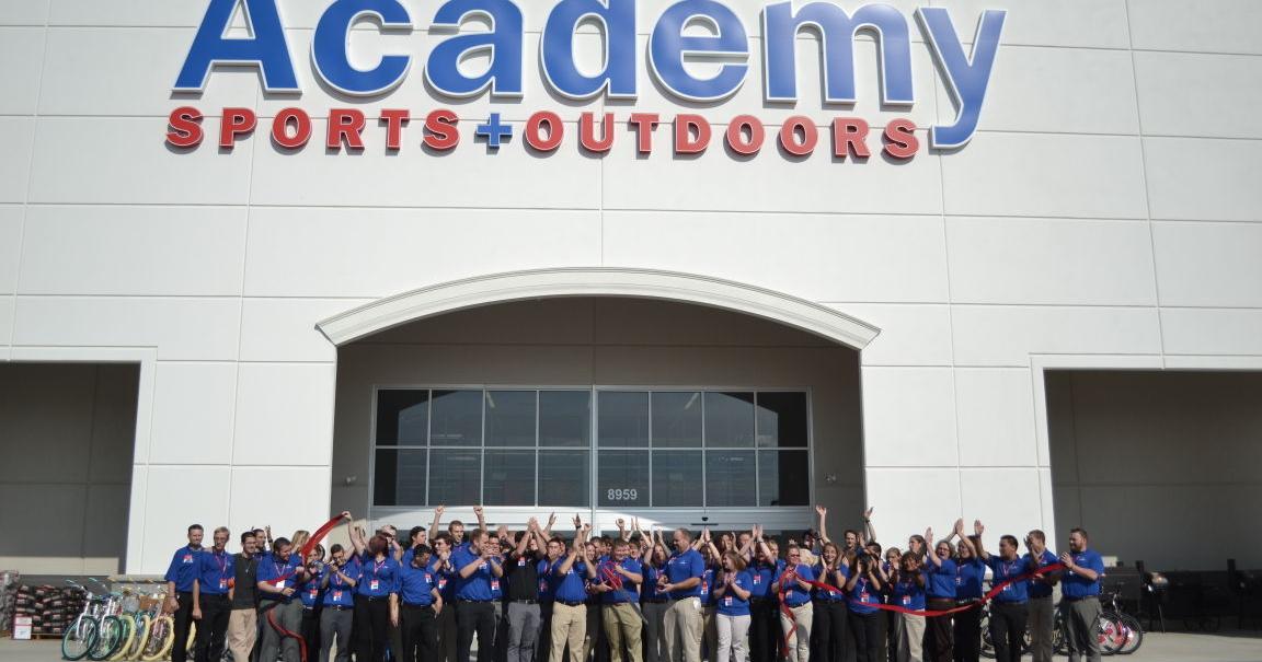 Academy Sports gives Owasso YMCA kids shopping spree