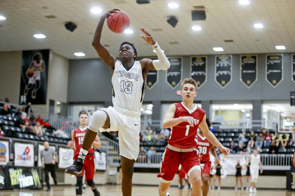High School Basketball Broken Arrow Boys Stay Undefeated With Home Win Over Owasso Sportsextra Tulsaworld Com