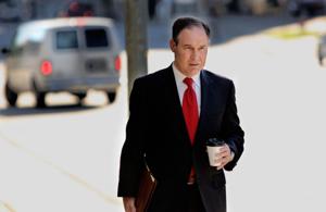 Scott Pruitt showed penchant for travel, drivers even before being named EPA head