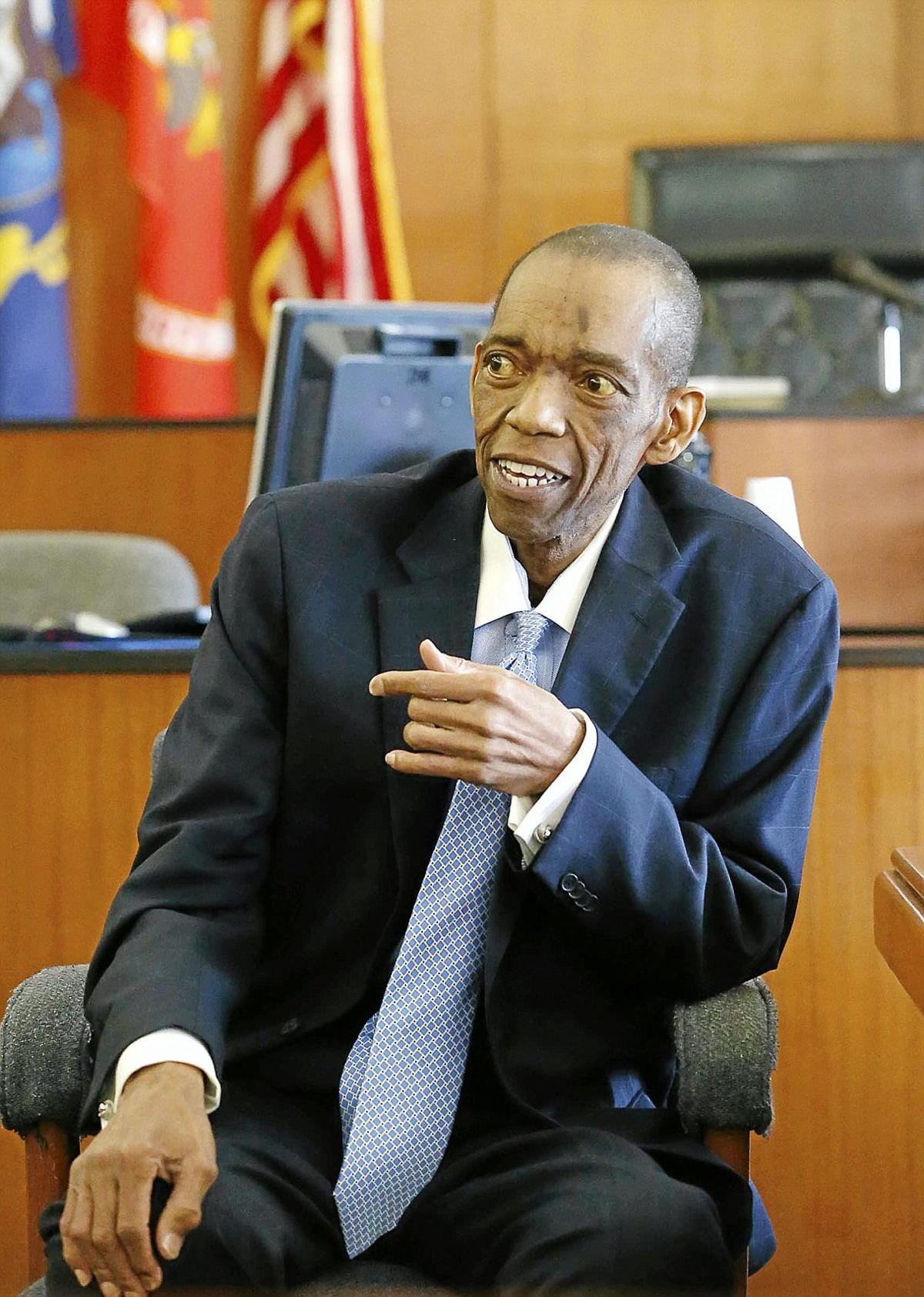 Judges attorneys pack courtroom to honor retired Tulsa County District