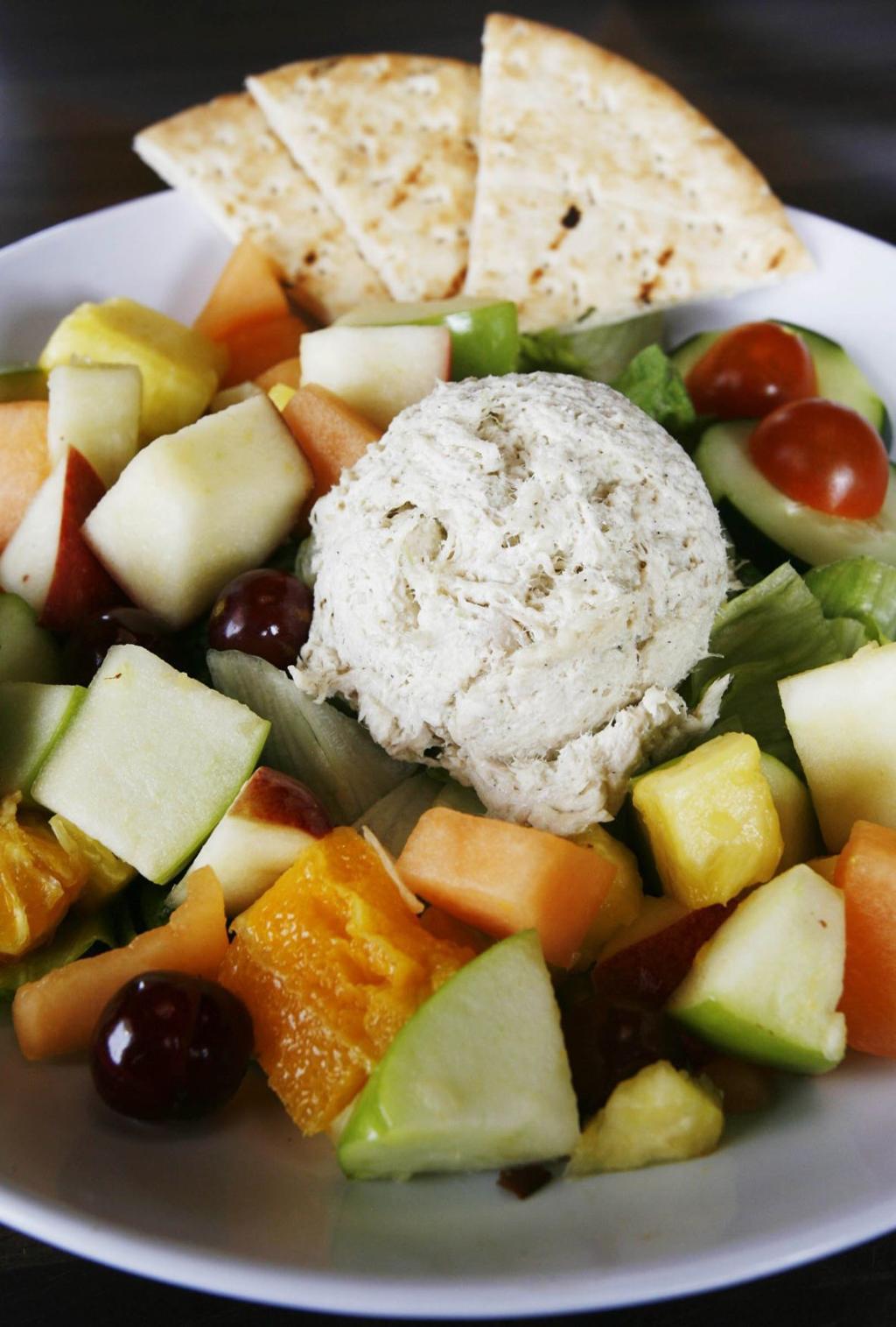 zoes kitchen to open broken arrow location business news tulsaworld com