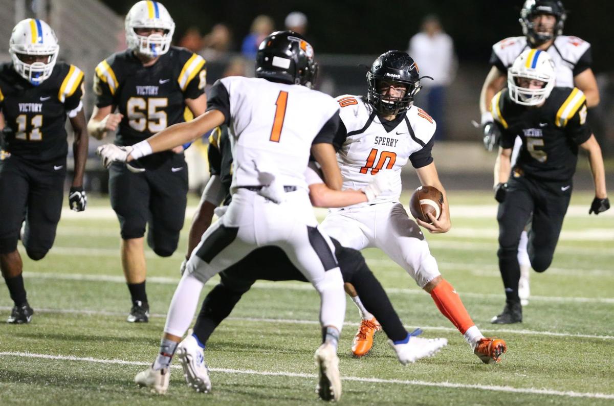 High School Football Week 8 Beau Teel Leads Sperry Past Victory Christian 51 27 Ok Preps Extra Tulsaworld Com