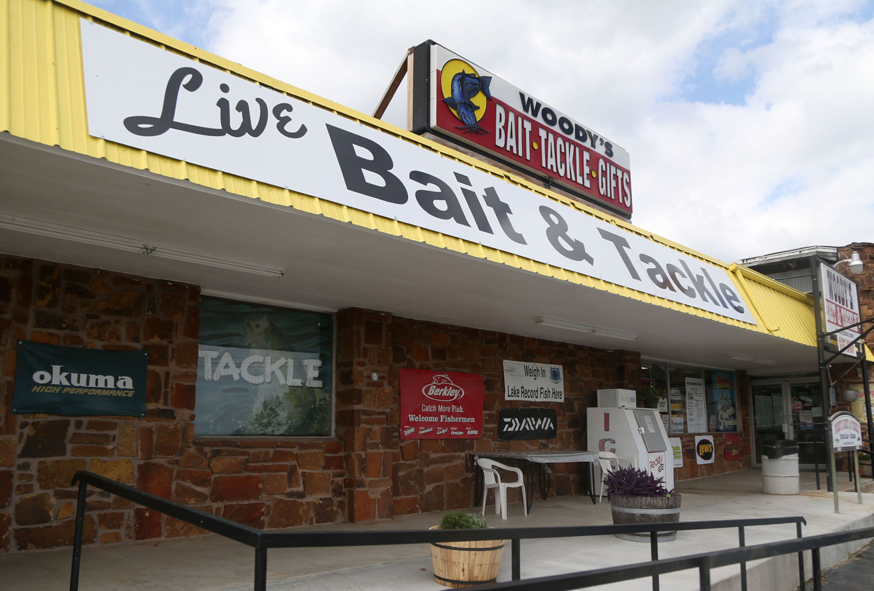 woody's bait shop