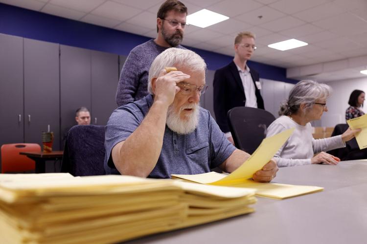 111822-tul-nws-district5hearing-p1