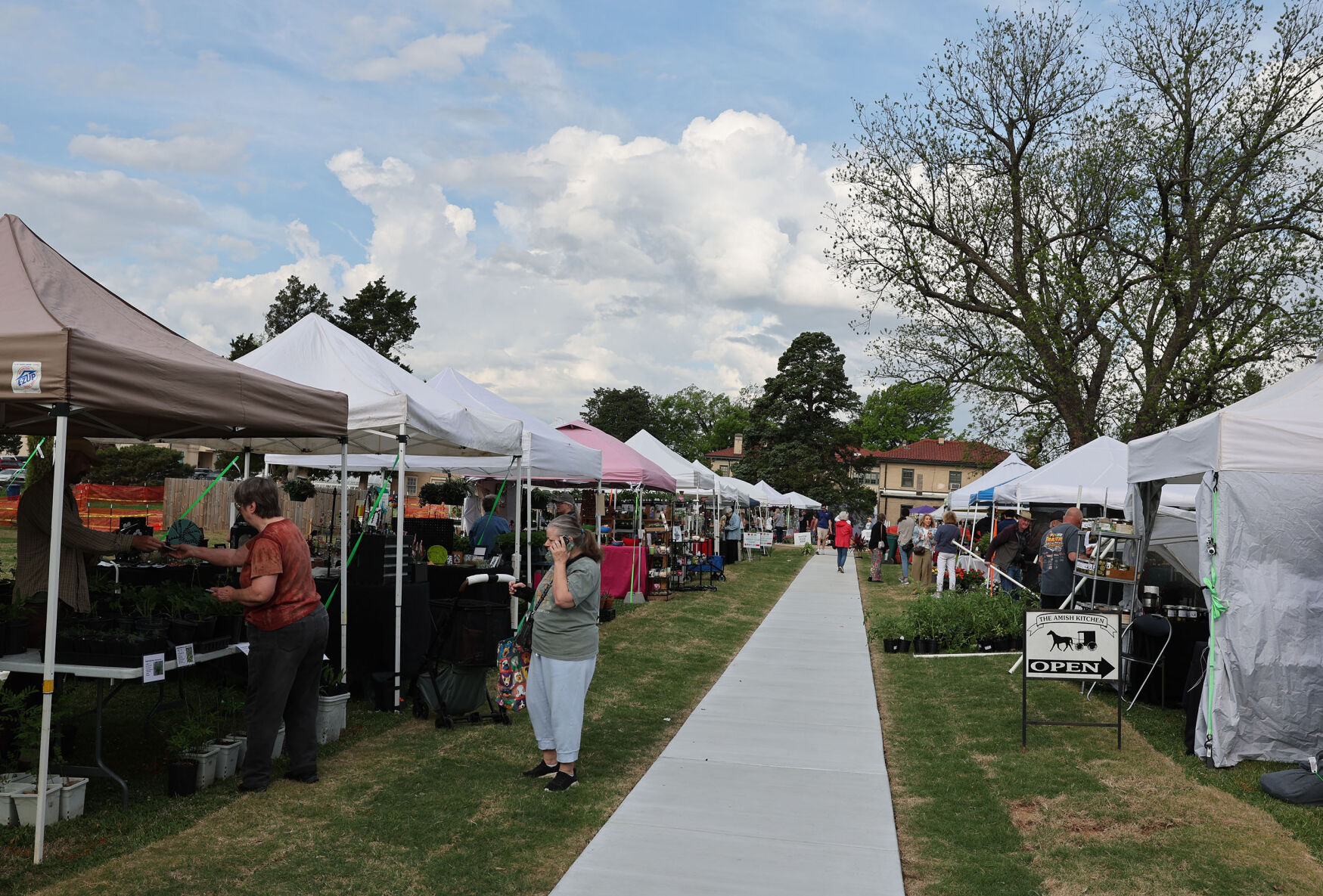 Springtime Tulsa Event Photos: Springfest 2026 at Tulsa Garden Center