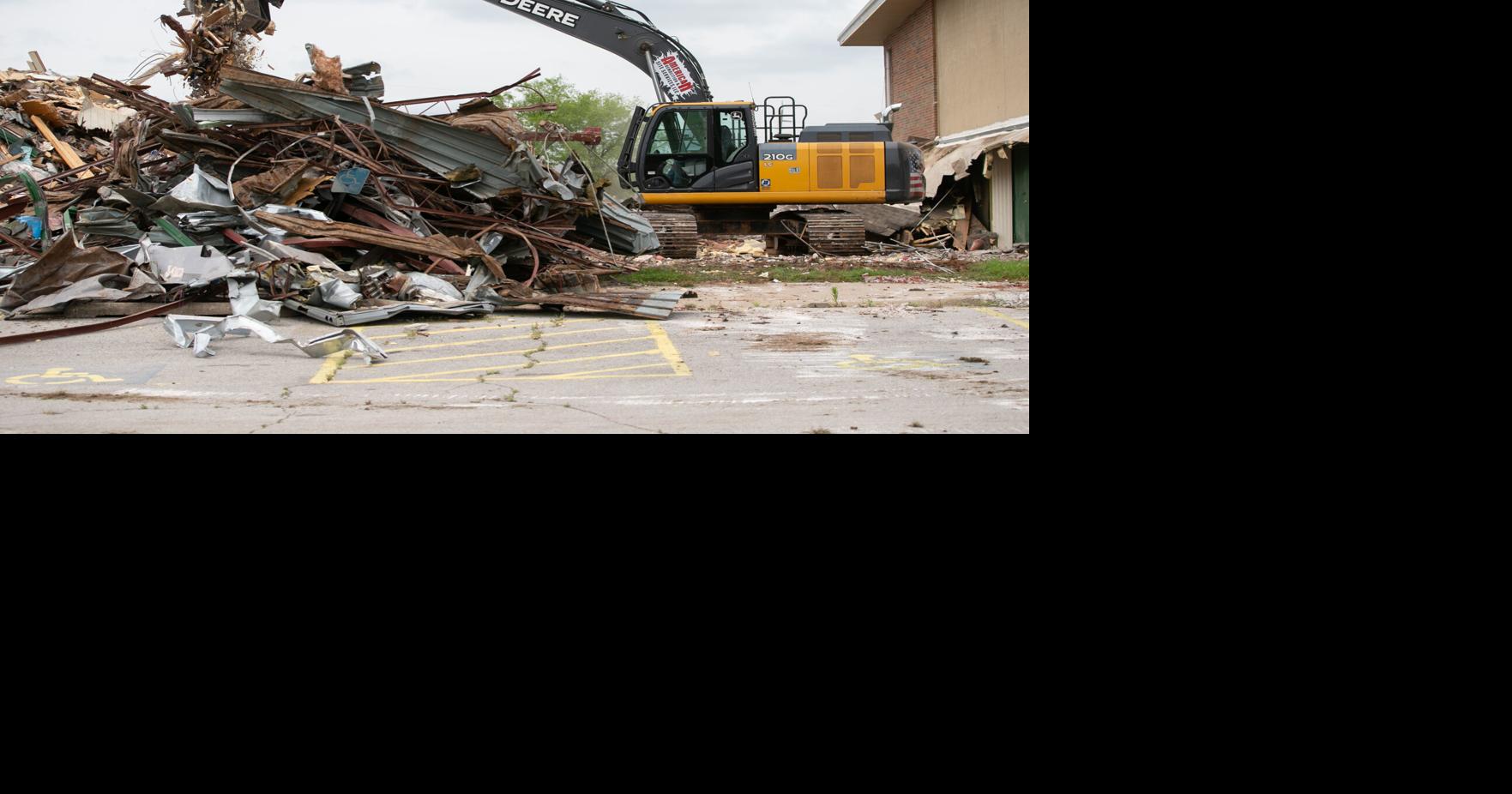 As Comanche Park apartments come down, former residents look ahead to