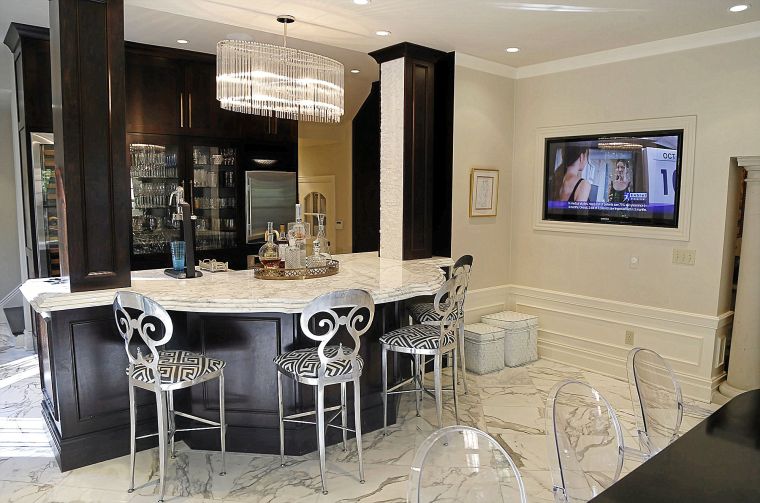 Six houses in historic Maple Ridge neighborhood part of home and garden