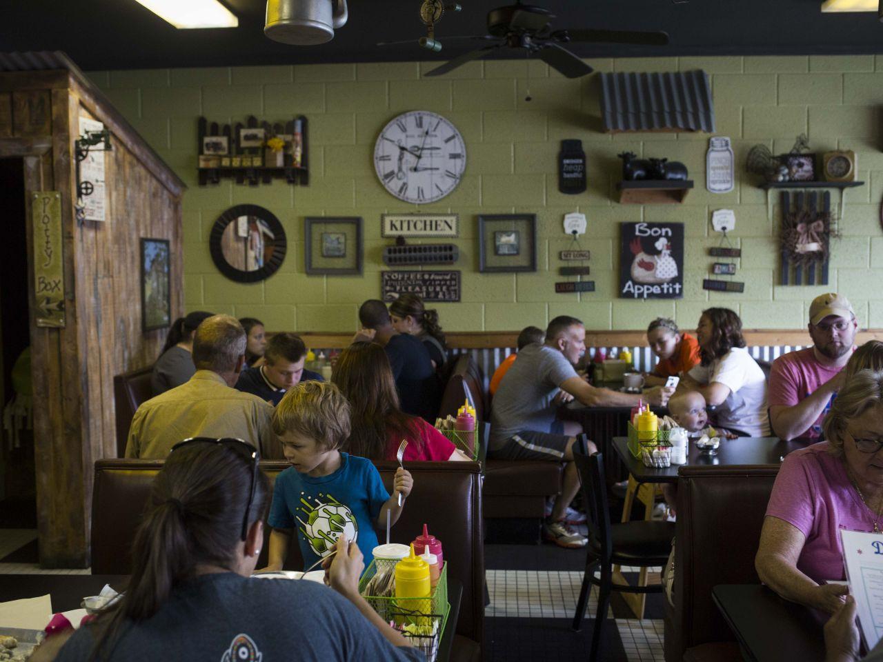 Where To Eat And Play In Tulsa Area S Small Towns News Tulsaworld Com