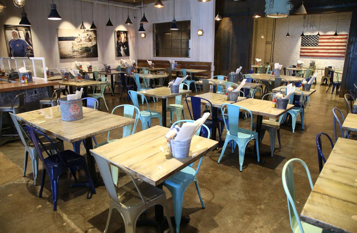 5star review Peacemaker Lobster & Crab Co. makes splash in Blue Dome