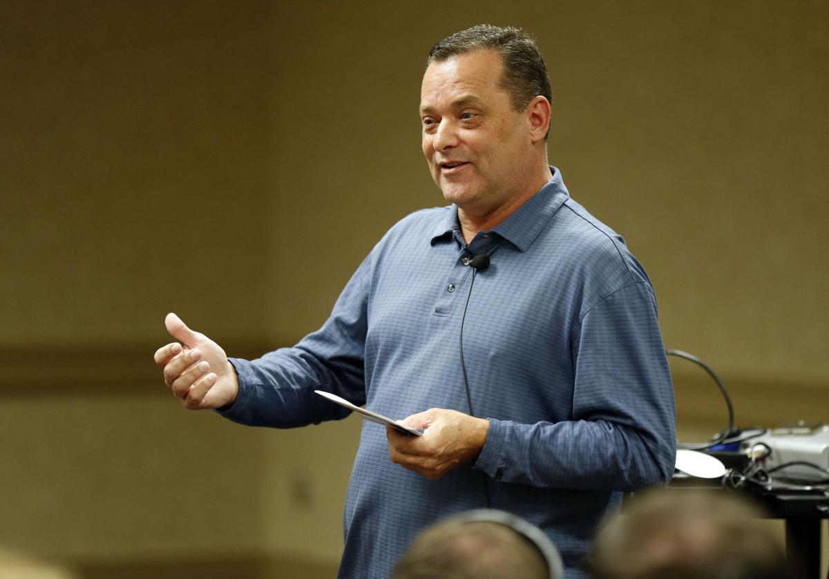 Bill Haisten: After rough experiences at Kentucky and Texas Tech, former  Tulsa assistant Billy Gillispie finds contentment in small-town Texas