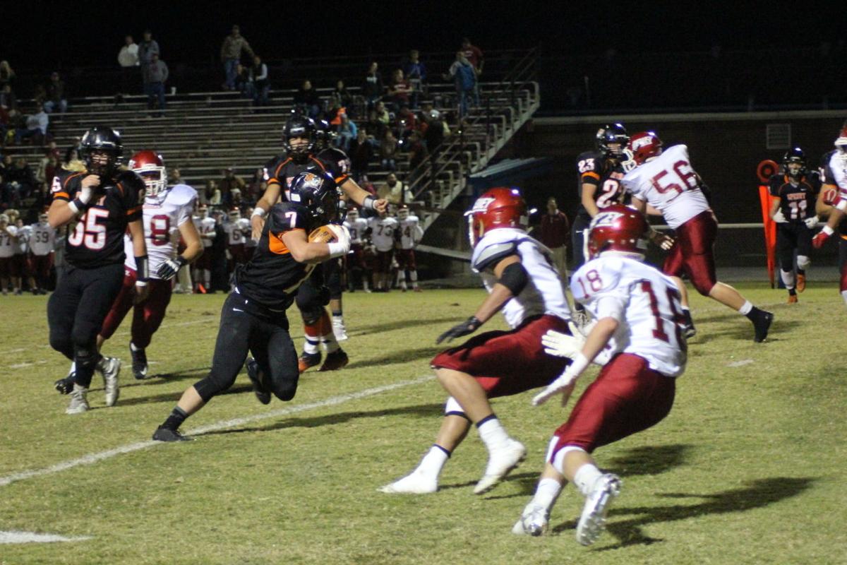 Sperry downs Dewey, plays Hilldale in next week's playoffs