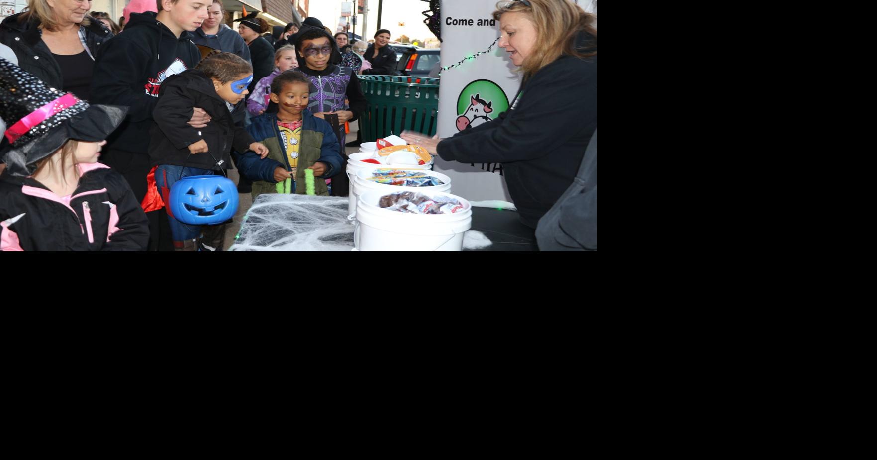 Coweta trunkortreat event modified to be drivethru event