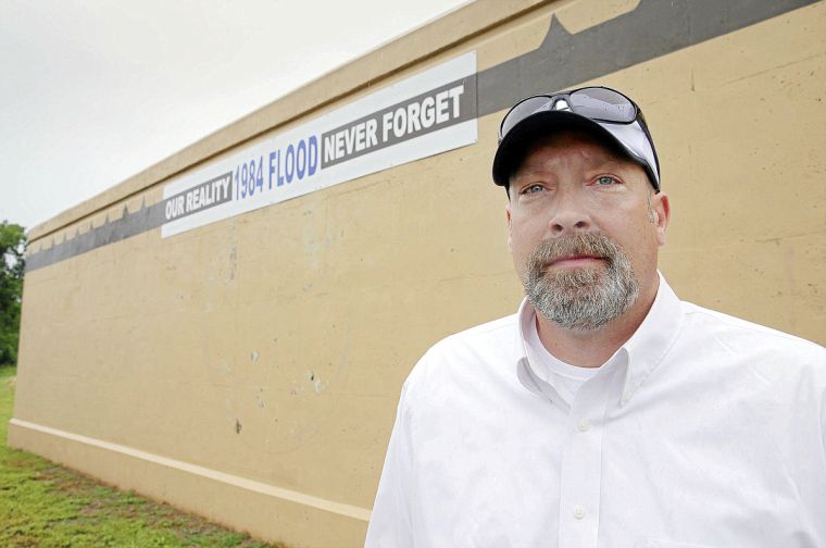 Todd Kilpatrick 1984 flood levee