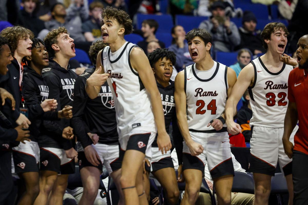 Owasso's Jalen Montonati explodes for 40 in thriller over Dale in TofC ...