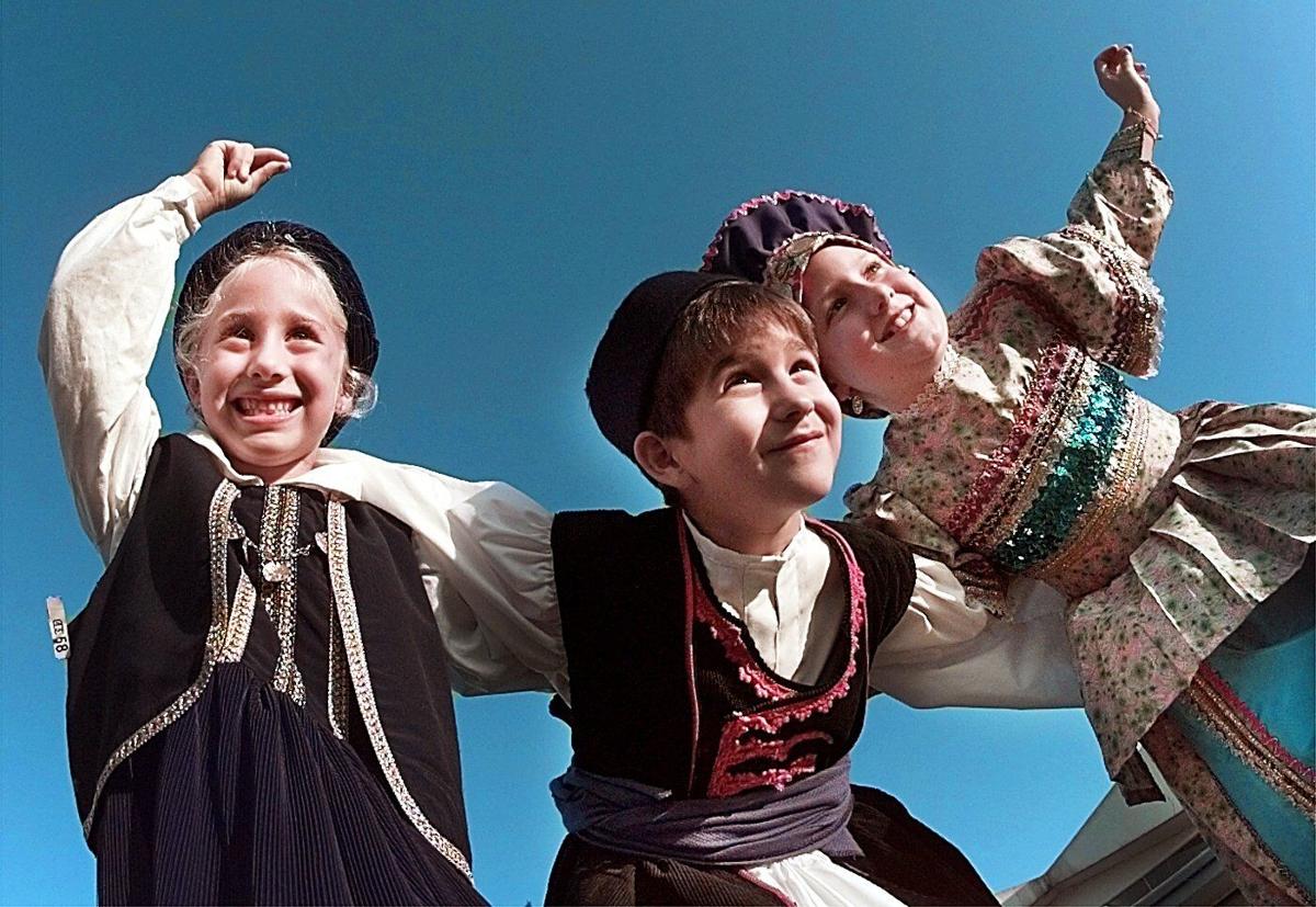 Get Your Greek Goodies At New Greek Street Drive Thru Dining Tulsaworld Com