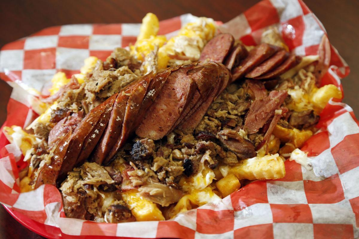 Monty's BBQ & Chicken review gallery