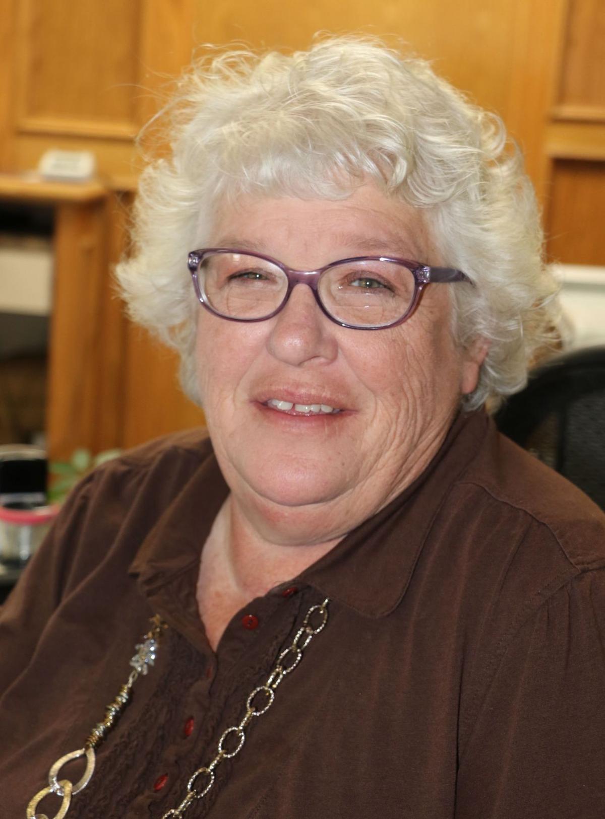 Cathy Graham to retire from Wagoner County Treasurer's office