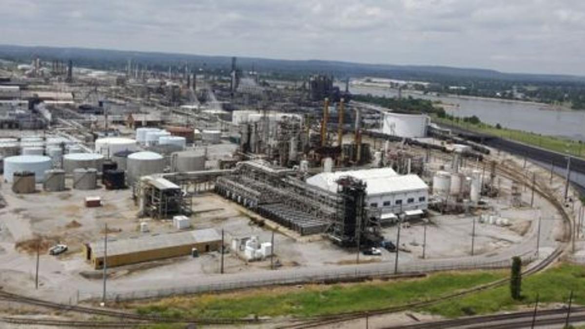 Oil-refinery corporations Holly, Frontier complete merger | Business News |  tulsaworld.com