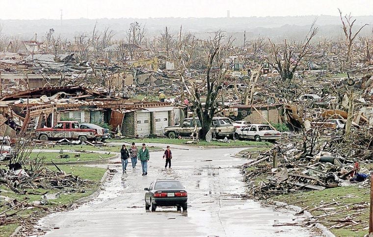 moore tornado before and after