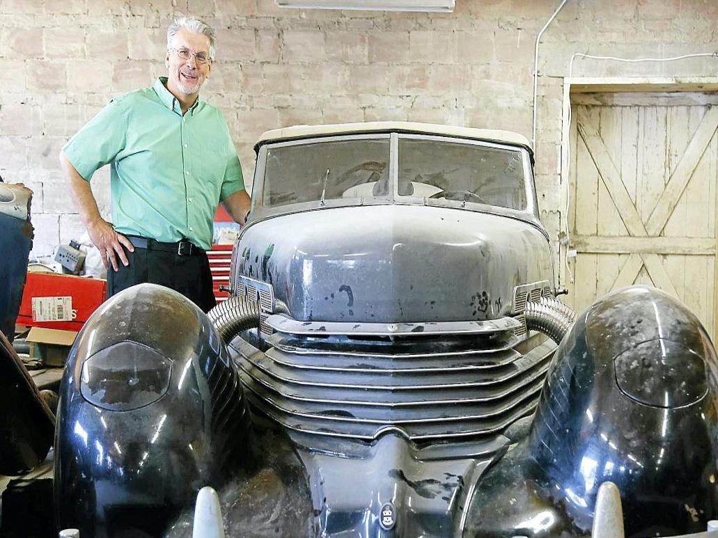 Reunited Barn Discovery Leads To Classic Car Returning Home To Broken Arrow Lifestyles Tulsaworld Com