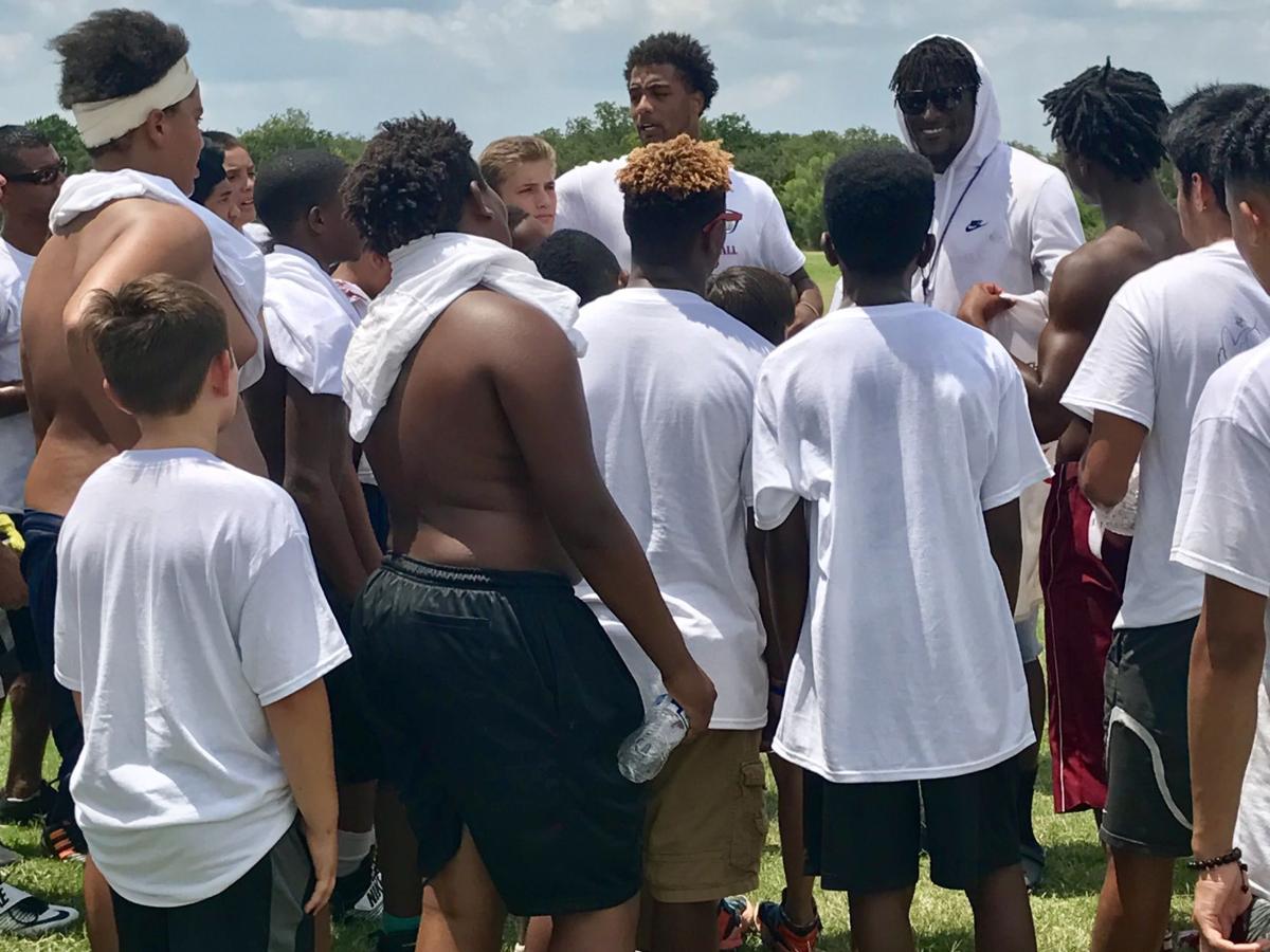 Former Osu Star Receiver Justin Blackmon Sponsors Youth Football