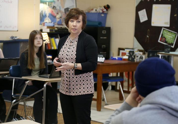 030122-tul-nws-teachofyear-p5