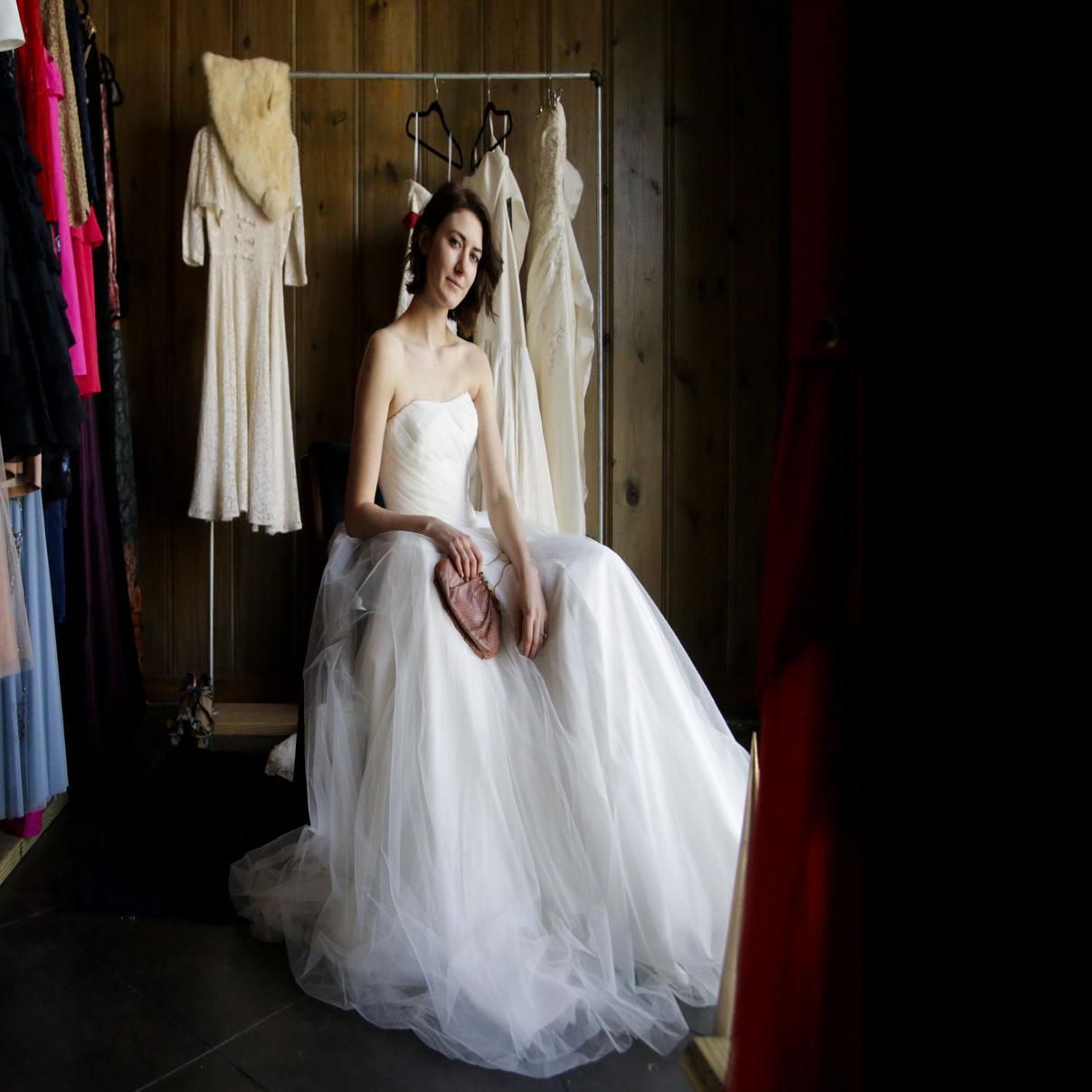 Why Buy Vintage And Resale Wedding Dresses Lifestyles Tulsaworld Com