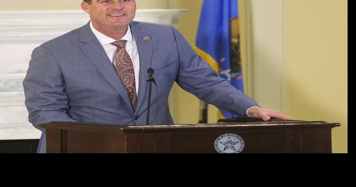 Bill tying unemployment benefits to labor market among latest signed by ...