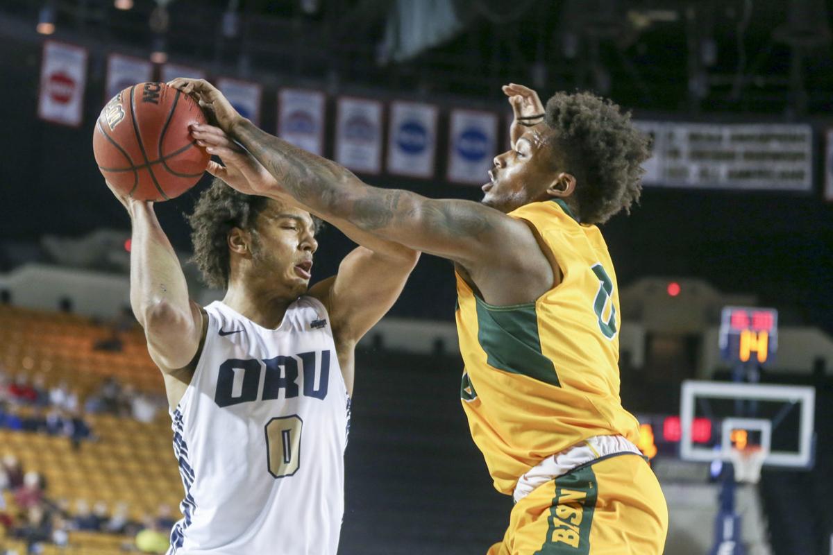 Oru Basketball Preview Golden Eagles Men Are Senior Heavy Women