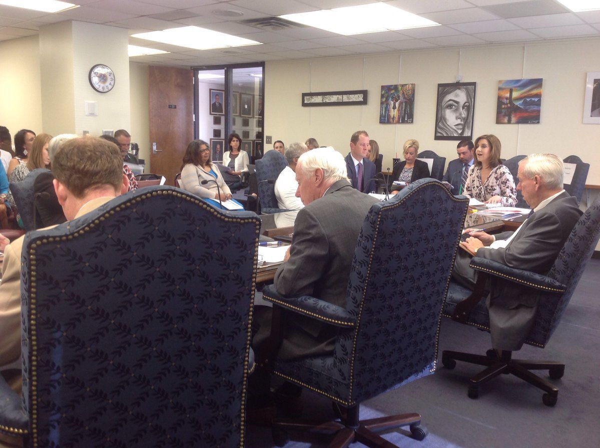 State of emergency: Without underqualified teachers, thousands of classroom  jobs would be empty across Oklahoma