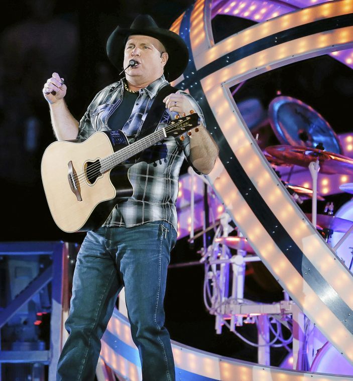 Photo gallery: See Garth Brooks' first BOK concert | Music | tulsaworld.com