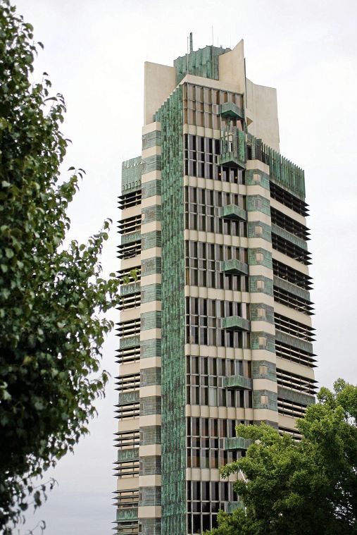 Frank Lloyd Wright's Price Tower in Bartlesville nominated for U.N