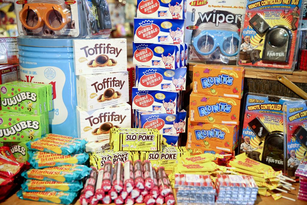 Rocket Fizz Owners Find Sweet Spot In Broken Arrow For Their Vintage Soda And Candy Store Lifestyles Tulsaworld Com