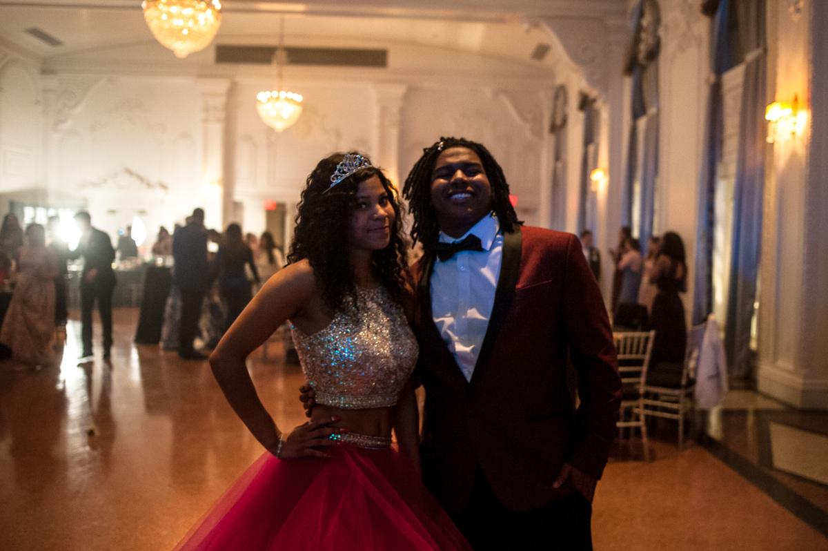 2019 Photo Gallery Edison High School Prom Photo Tulsaworld Com
