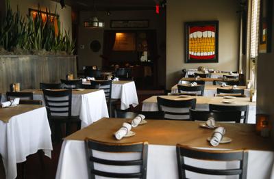 Table Talk Lucky S Ends 11 Year Run On Cherry Street Restaurants Close Lucky S