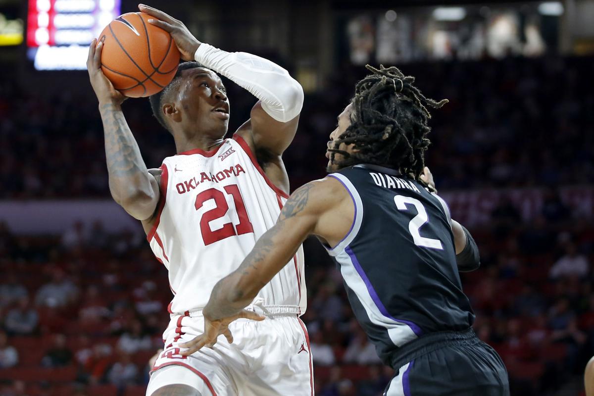 Ou Men S Basketball Can The Sooners Snap A Nine Year Slump At Hilton Coliseum Ou Sports Extra Tulsaworld Com