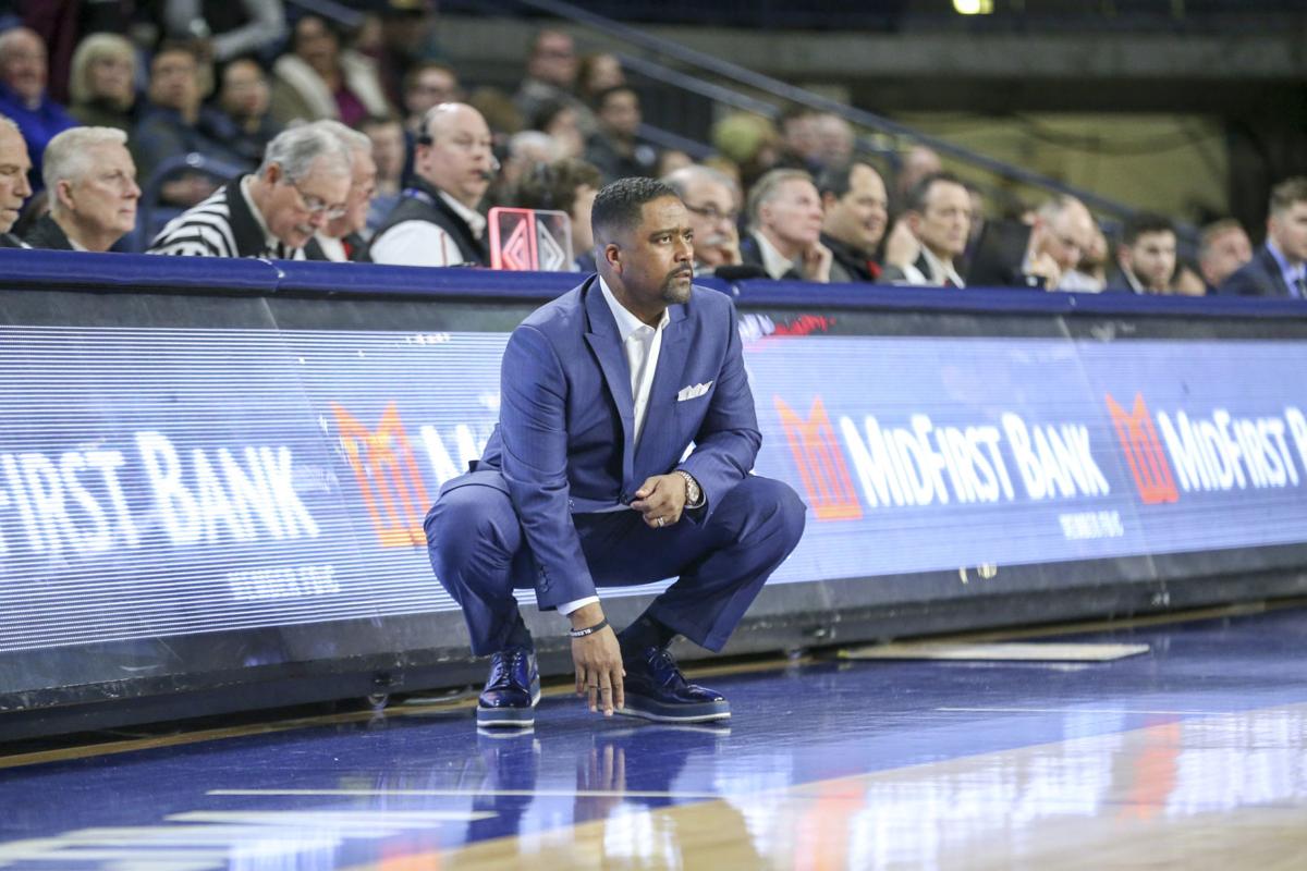 Tulsa Golden Hurricane vs East Carolina Pirates