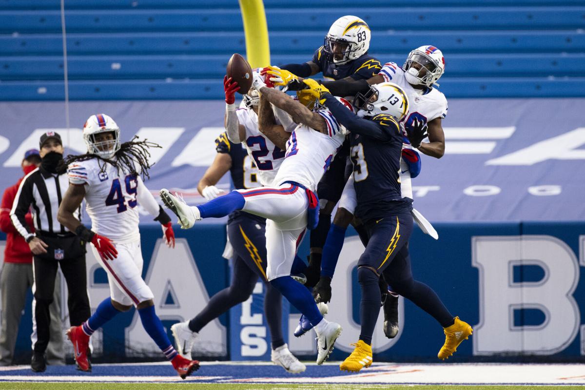 Former Osu Receiver Tyron Johnson Makes Hail Mary Catch In Chargers Bills Game Osu Sports Extra Tulsaworld Com