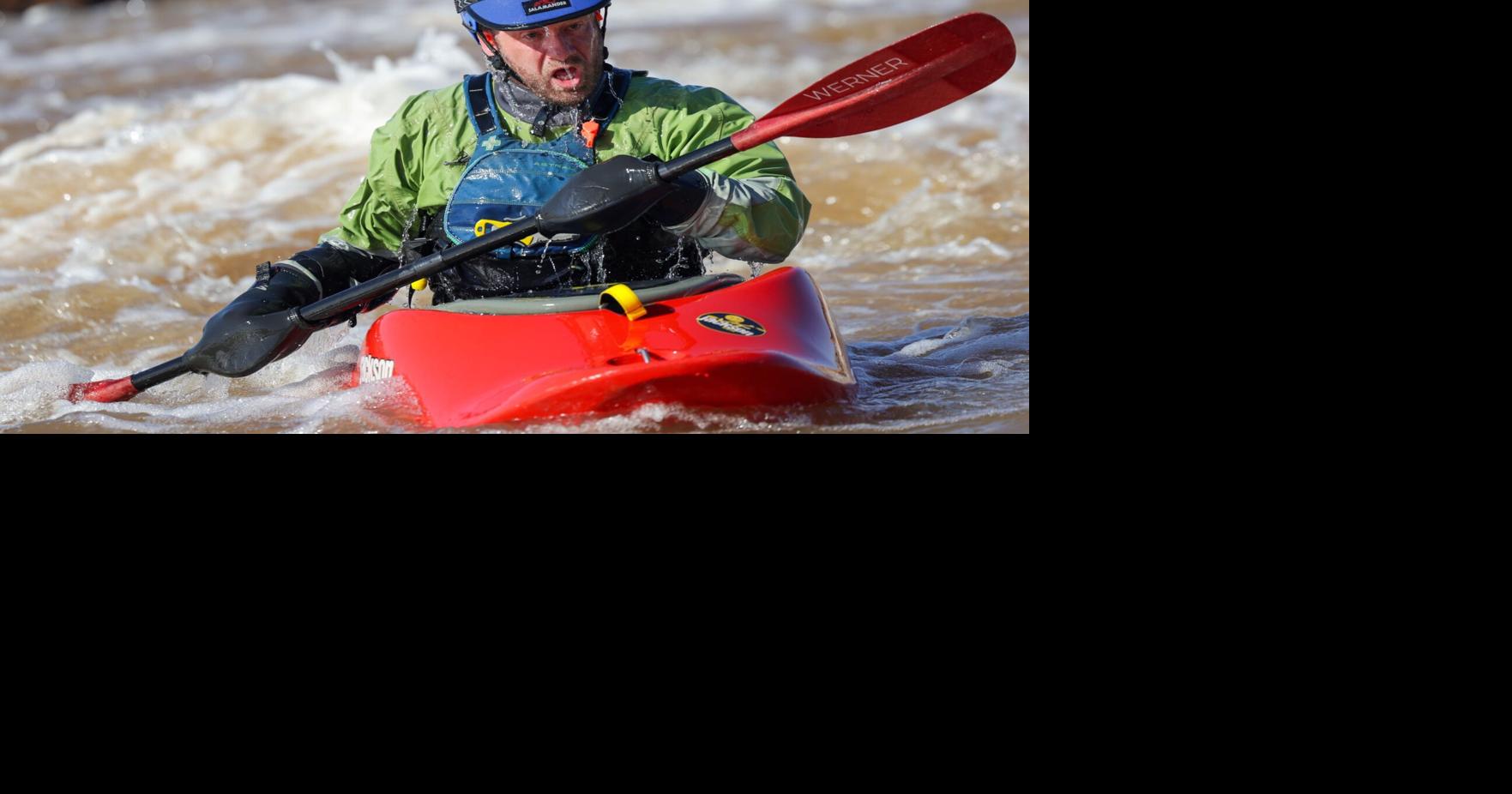 Kayaking despite the cold