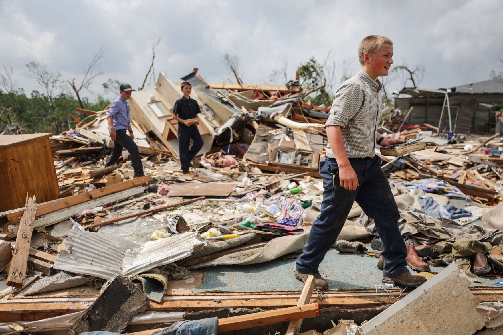 Oklahoma tornado damage, aftermath near Barnsdall photos
