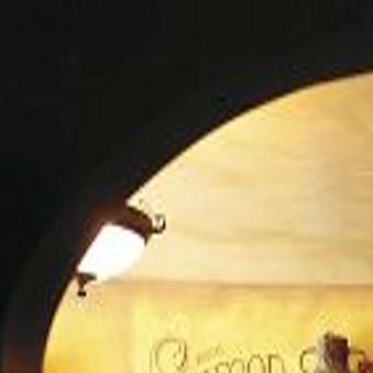 Kilkenny S Irish Pub Showcases Memorabilia From Kilkenny Ireland Dining Tulsaworld Com