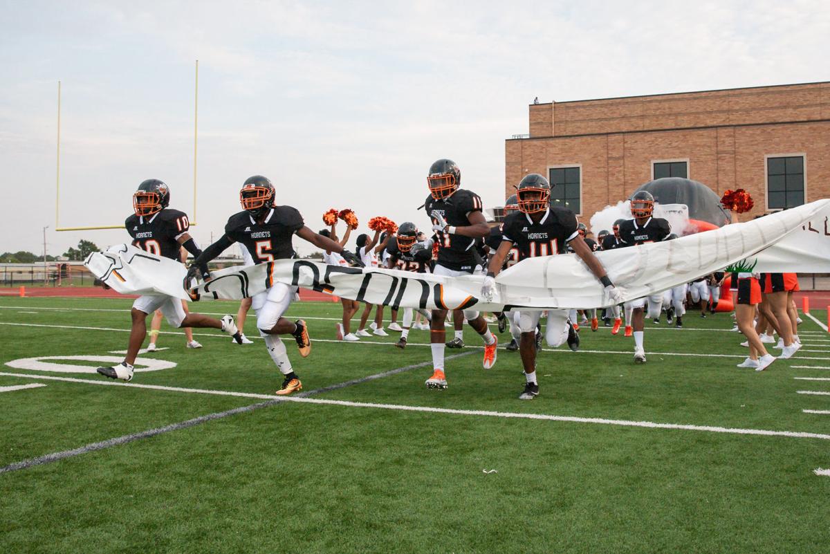 High School Football Week 3 Booker T. Washington, Holland Hall roll to