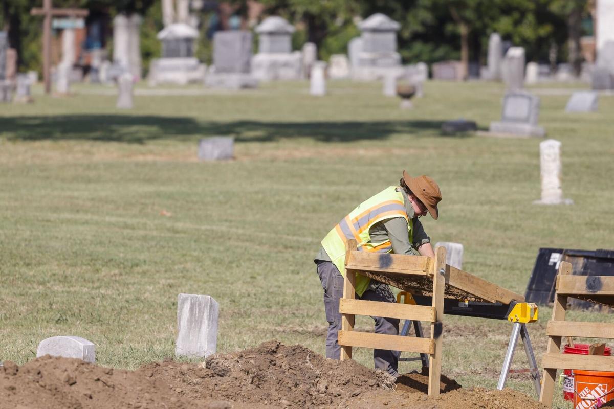 092223-tul-nws-oaklawn-p1