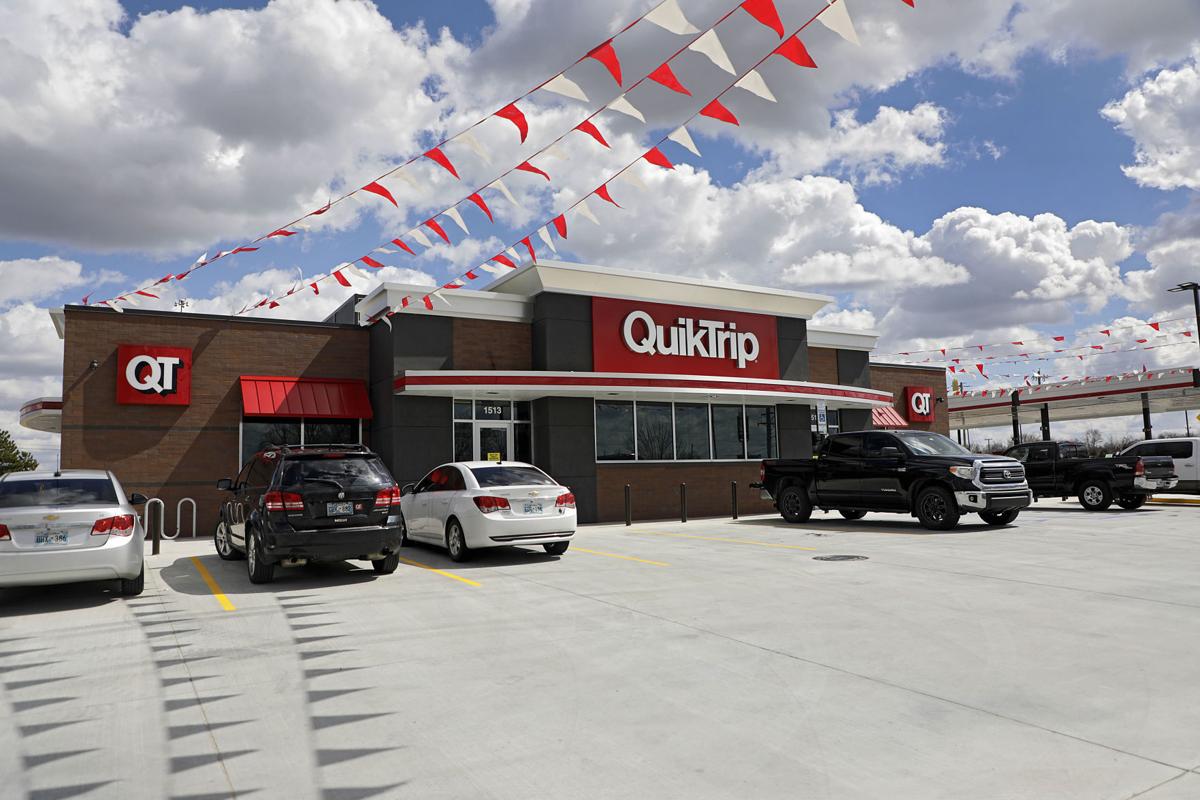 QuikTrip opens new north Tulsa location; full-service food counter among  features