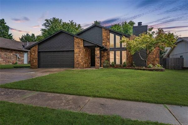 3 Bedroom Home in Broken Arrow - $195,000